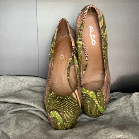 Also wedge - Picture 2 of 4